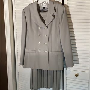 2 pc suit